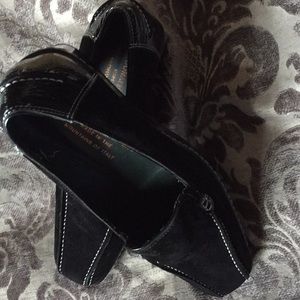 Donald j pliner suede and patent loafers